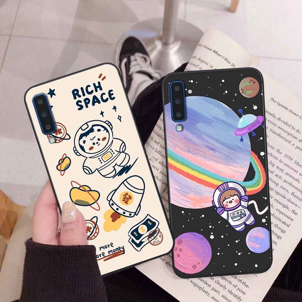 Ốp Samsung A7 2018 / A9 2018 in hình vũ trụ, phi hành gia bầu trời cute dễ thương