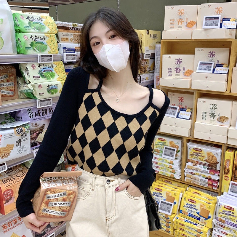 QKOOLE  Áo len dài tay trễ vai họa tiết kim cương phong cách Hàn Quốc thời trang cho nữ