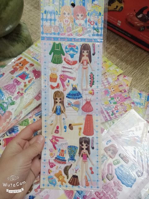 Miếng dán nổi sticker thời trang