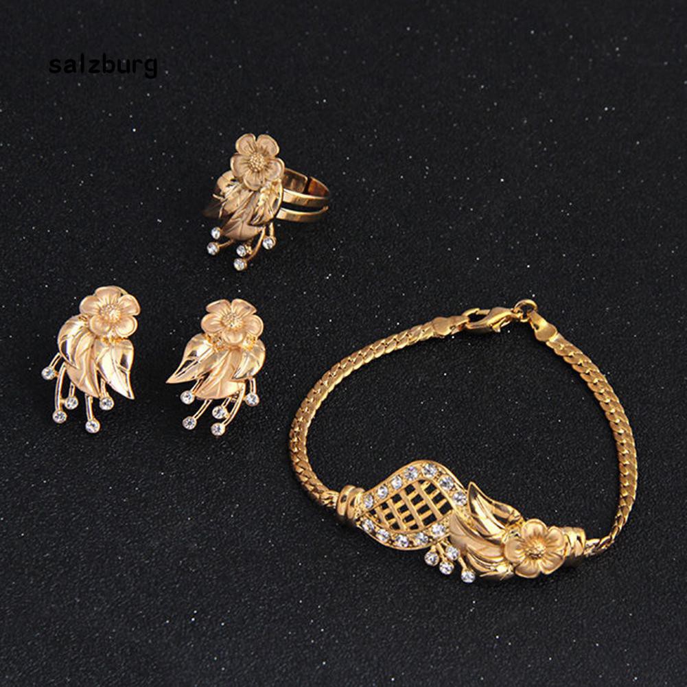 Set dây chuyền + chiếc nhẫn + đôi khuyên tai + vòng tay đính đá nhân tạo thời trang nữ