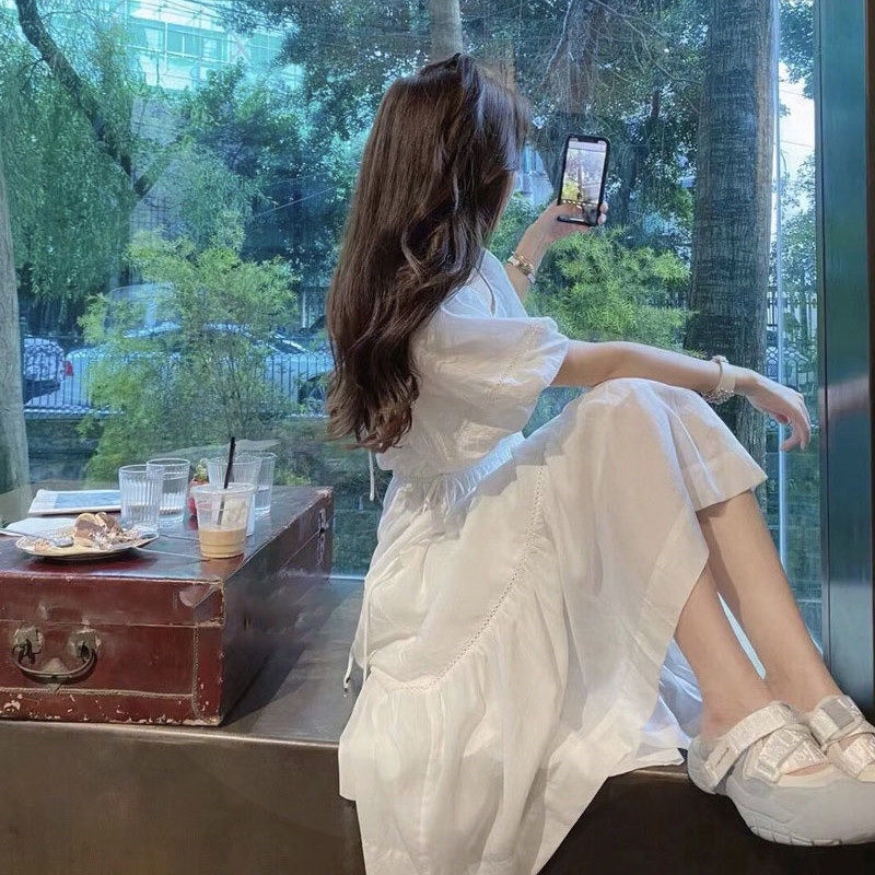 Đầm Trắng Tay Phồng Ôm Eo Phong Cách Pháp Thời Trang Mùa Hè 2022 Mới