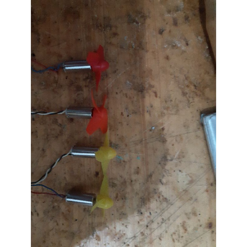 bộ 4motor 716 cũ bay được 3lần