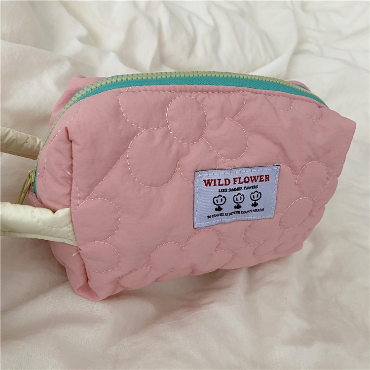 Túi Đựng Mỹ Phẩm Thêu Hoa Dễ Thương Cho Nữ