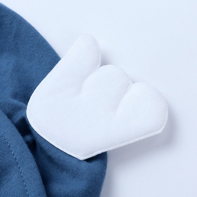 Set áo không tay in hình hoạt hình có nón trùm kèm quần short phong cách mùa hè cho bé trai