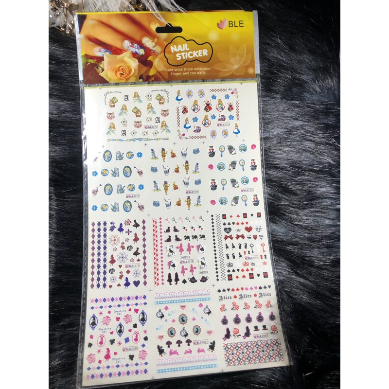 sticker trang trí móng