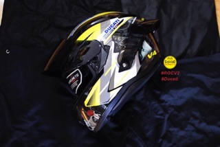 Tem Ducati dán mũ Fullface