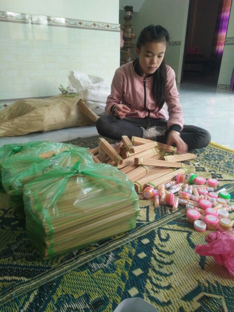 Đũa kim giao Quý
