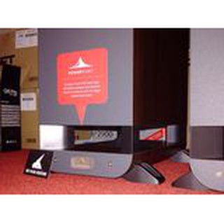 Loa Polk Tower S60