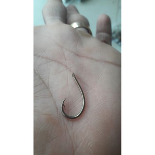 1 BỊCH LƯỠI CÂU CẮM ẾCH SỐ 8 ĐUÔI DẸP