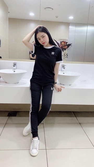 CUFFED TRACK PANTS Quần jogger adidas