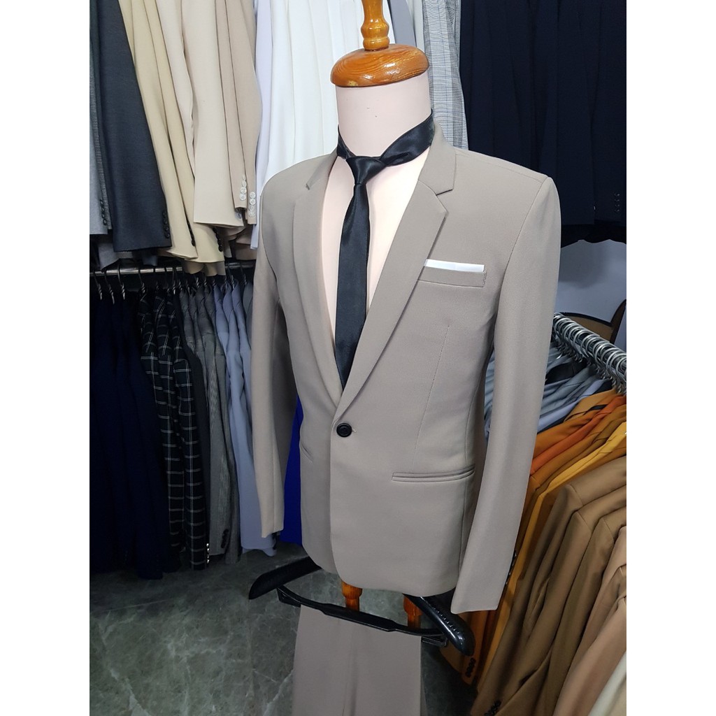 Bộ vest nam form ôm body màu xám lợt chất vải dày mịn co giãn + cà vạt nơ
