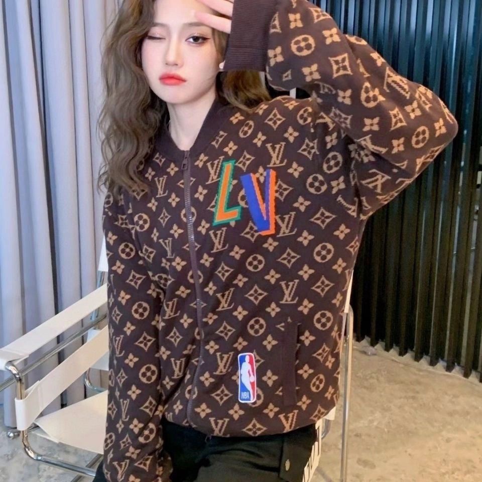 Hàng Có Sẵn!Louis Vuitto!Áo Khoác Cardigan Cổ Chữ V Giữ Ấm Thiết Kế Mới Thời Trang Dành Cho Cặp