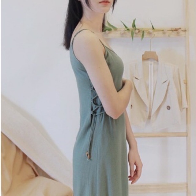 Áo khoác lửng vẽ oliu - Đầm dây thắt eo