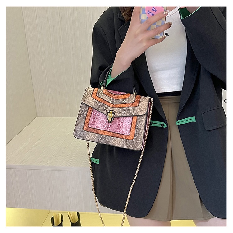 Túi Đeo Chéo Họa Tiết Da Rắn Màu Sắc Tương Phản Phong Cách Âu Mỹ Thời Trang Cho Nữ