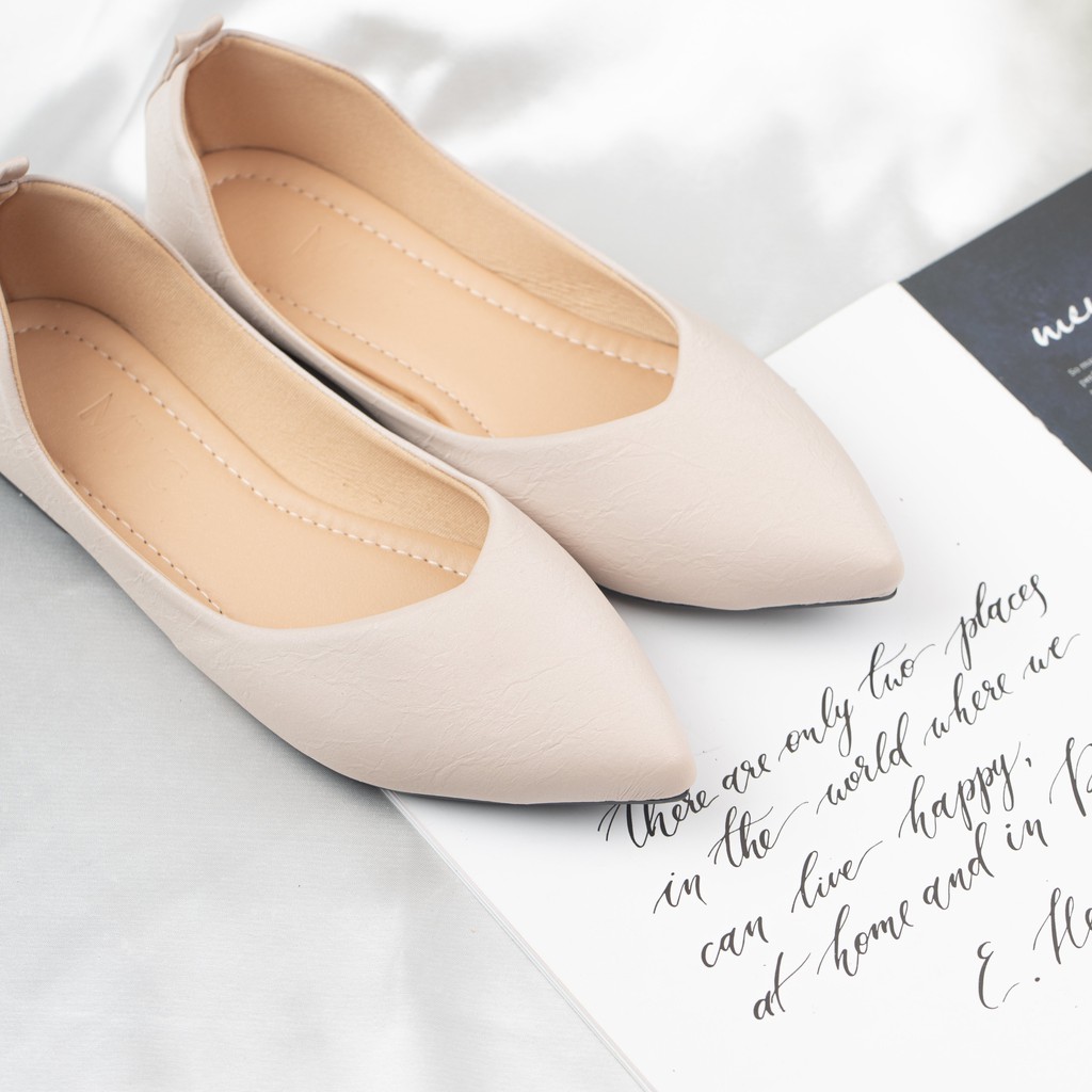 [Mã FATHANG5 giảm 10K đơn 50K] Giày búp bê lụa phong cách basic MWC NUBB- 2204 | BigBuy360 - bigbuy360.vn