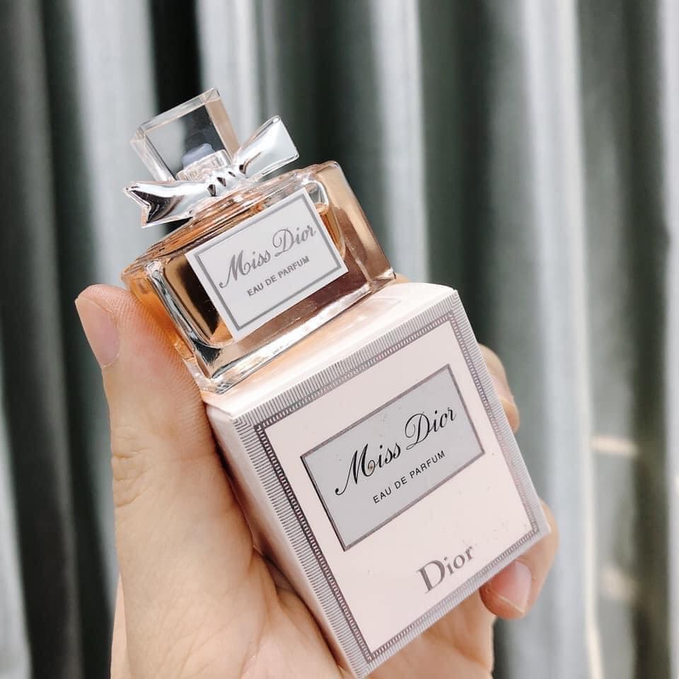 Nước Hoa Mini Nữ Miss Dior Eau De Parfum 5ml