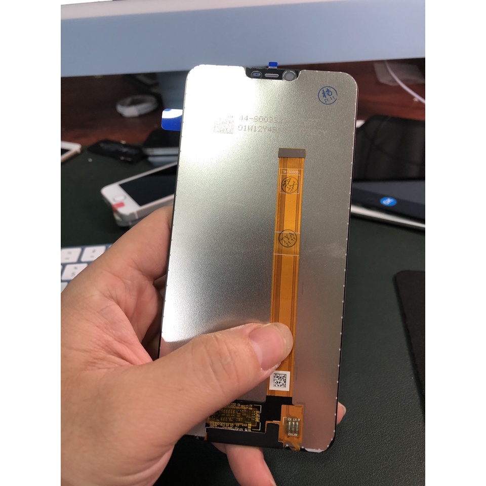 màn hình oppo a3s thay thế cho màn hình bị rơi vỡ hỏng hiển thị