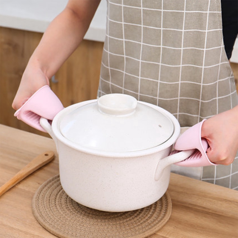 Găng tay cách nhiệt làm từ silicone chống trượt