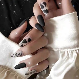 nailbox ,10 móng up thiết kế tông đen.