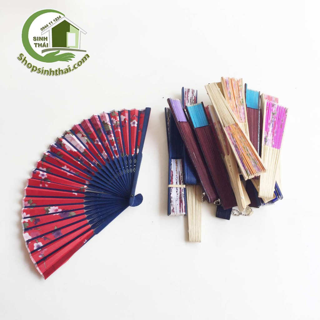 Quạt vải lụa in hoa 3D - quạt dài 21cm - loại dày tốt - giao màu ngẫu nhiên