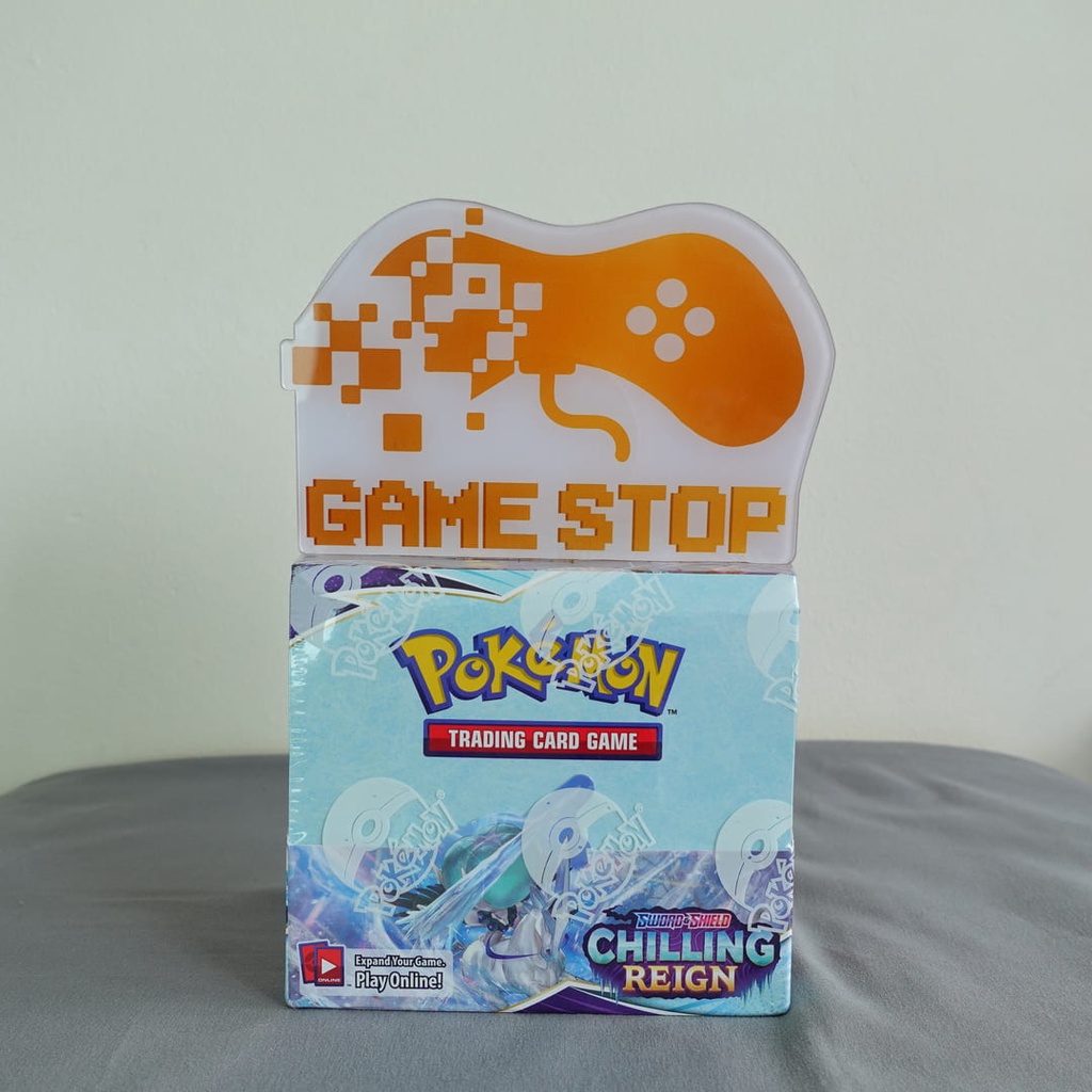 Thẻ bài Pokemon TCG Sword &amp; Shield bản mở rộng Chilling Reign Booster Display Box POKTCGUSBOOB02 chính hãng USA