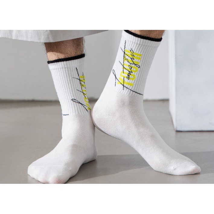 Vớ Tất thể thao cao cổ Nam Nữ nhiều màu phong cách trẻ trung, cá tính.