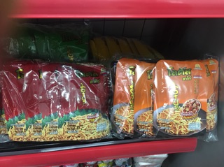Bánh que tôm thái 
