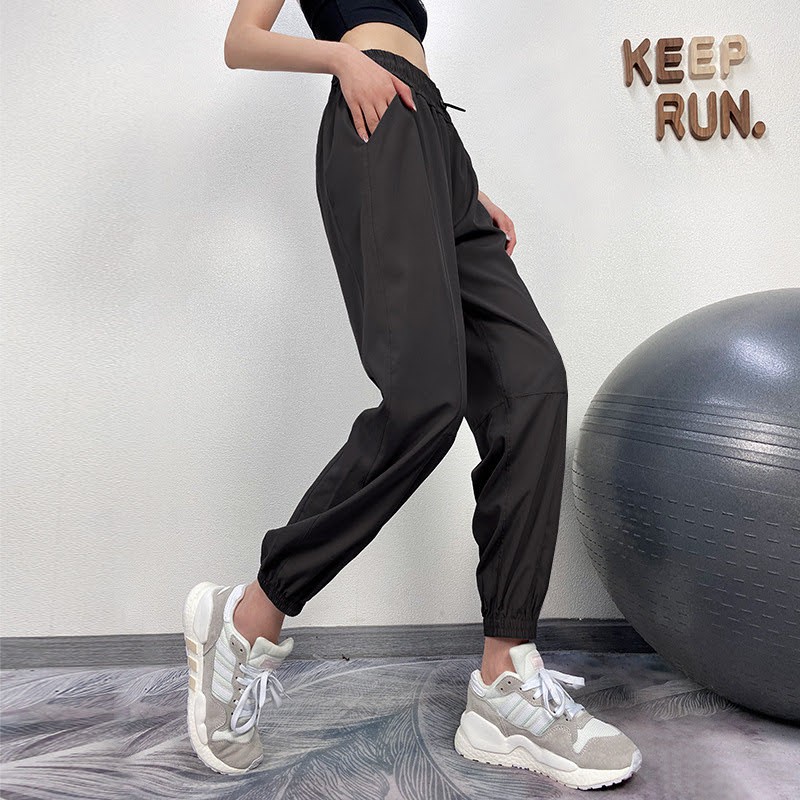 Quần Jogger Tập Gym Yoga Nữ Rộng bo ống có Túi vải gió nhẹ cho nữ tập thể thao 𝐆𝐘𝐌𝐒𝐓𝐎𝐑𝐄 2050