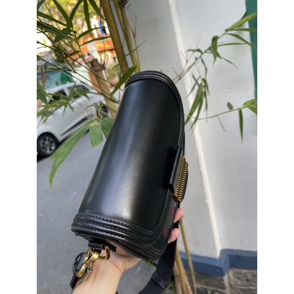 Túi móng ngựa ck