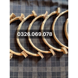 Cầu góc tre đẹp có tai