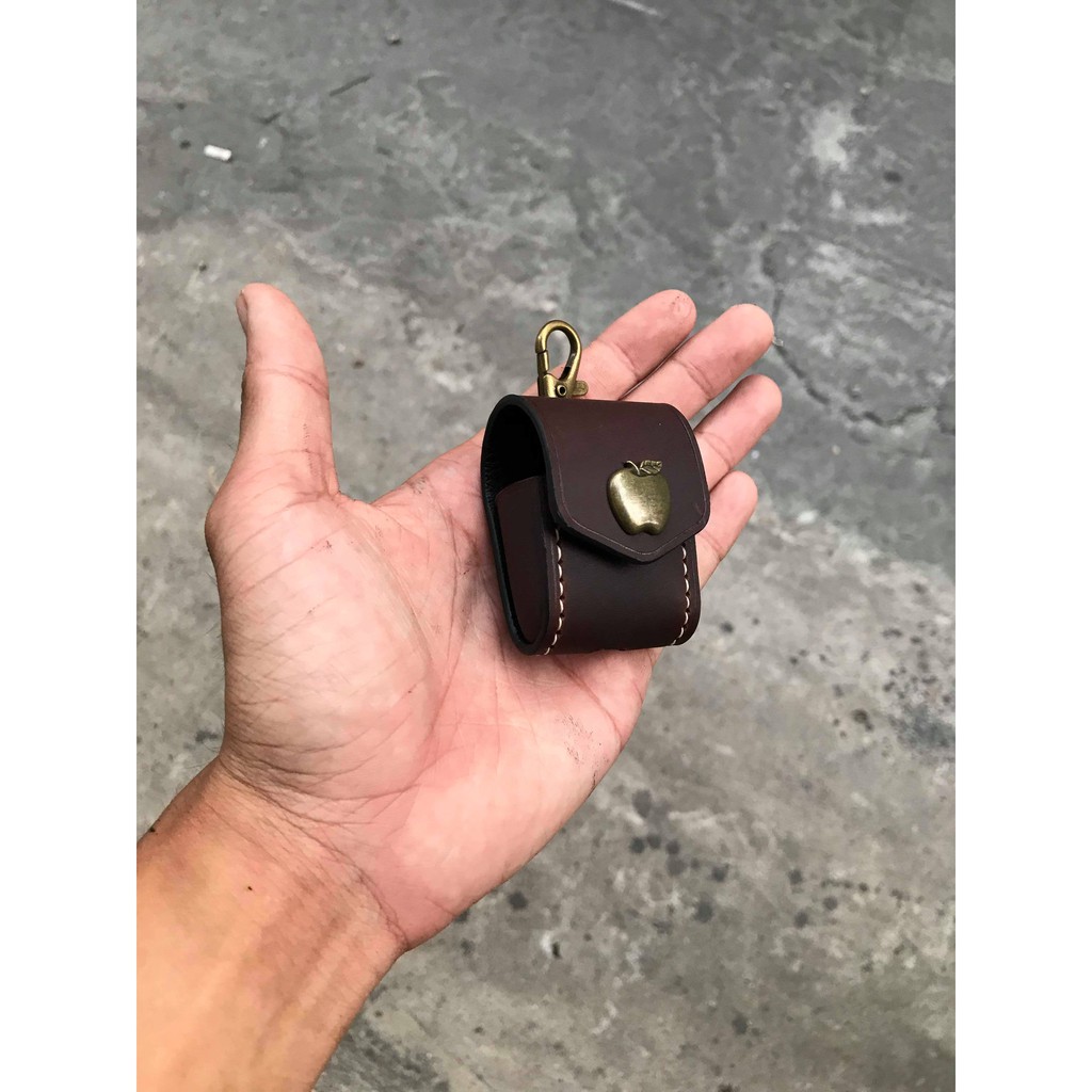 Bao da Airpods Nâu Logo - Airpods Case da thật handmade [DA THẬT - THỦ CÔNG TINH XẢO]