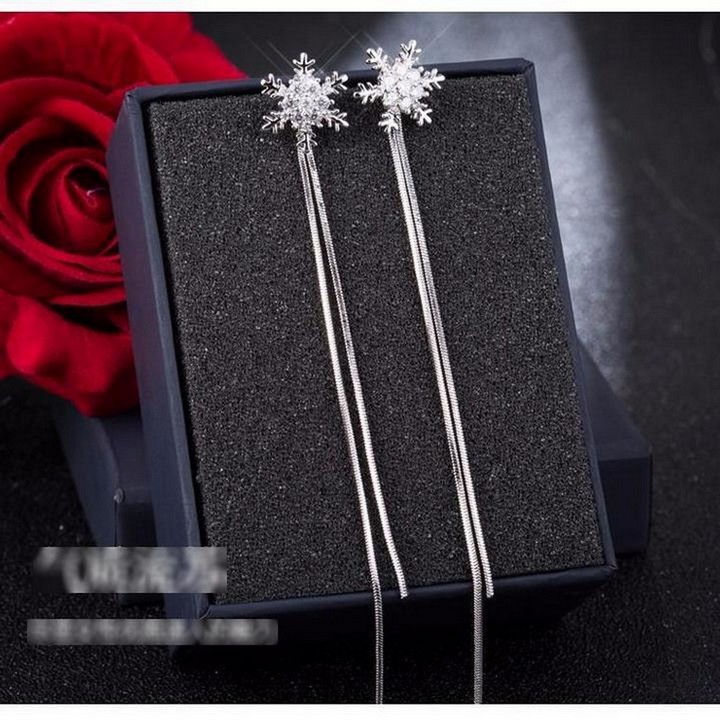 Khuyên tai bông hoa tuyết Triệu Lệ Dĩnh bông tai trang sức nữ thiết kế sang trọng nữ tính