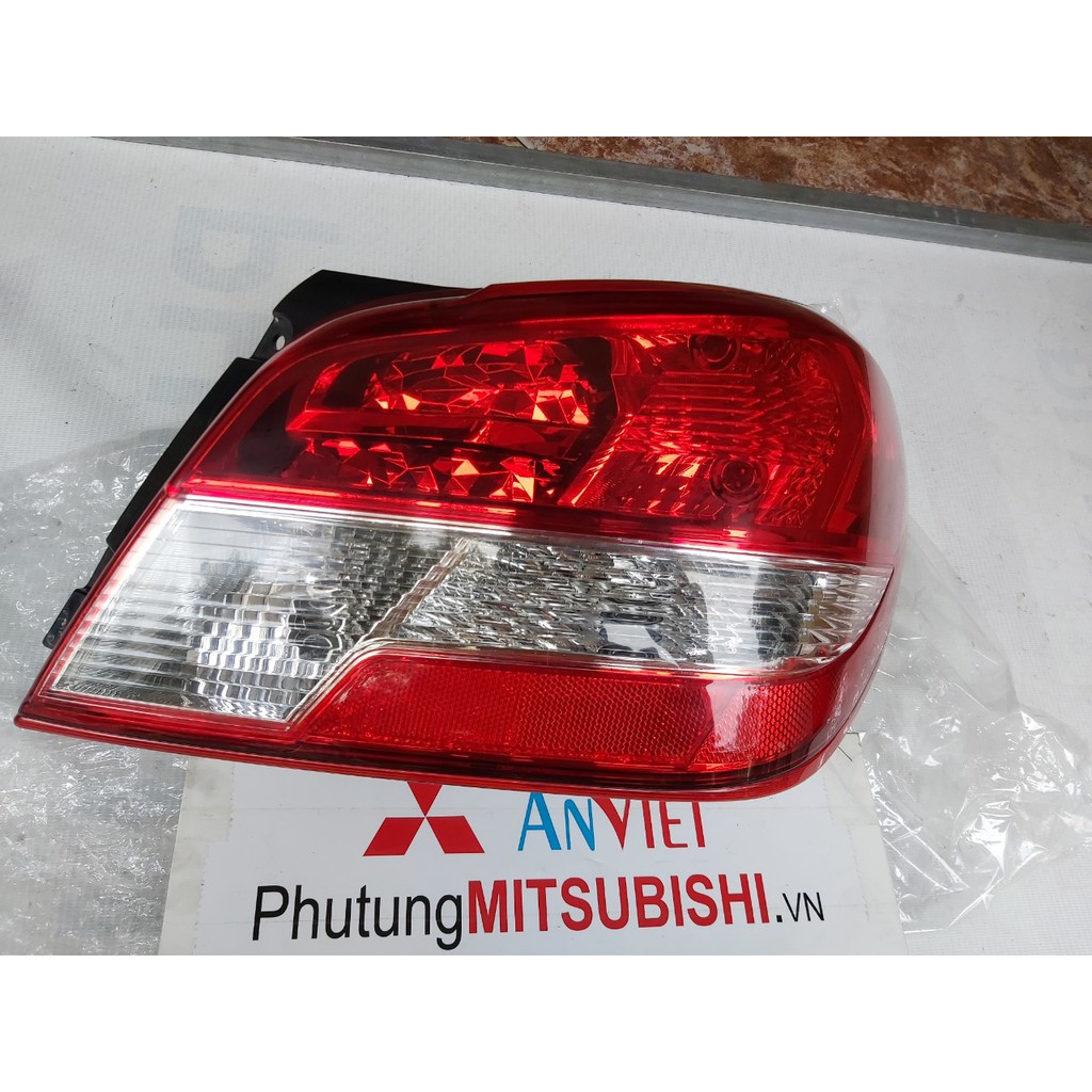 Đèn hậu xe Mitsubishi Attrage 2020 bản halogen