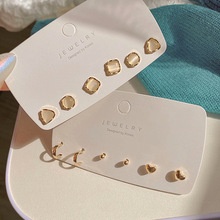 Three golden earrings, high-quality earrings, the new earrings, the first page of fashion, the red earrings for women fit in plain style