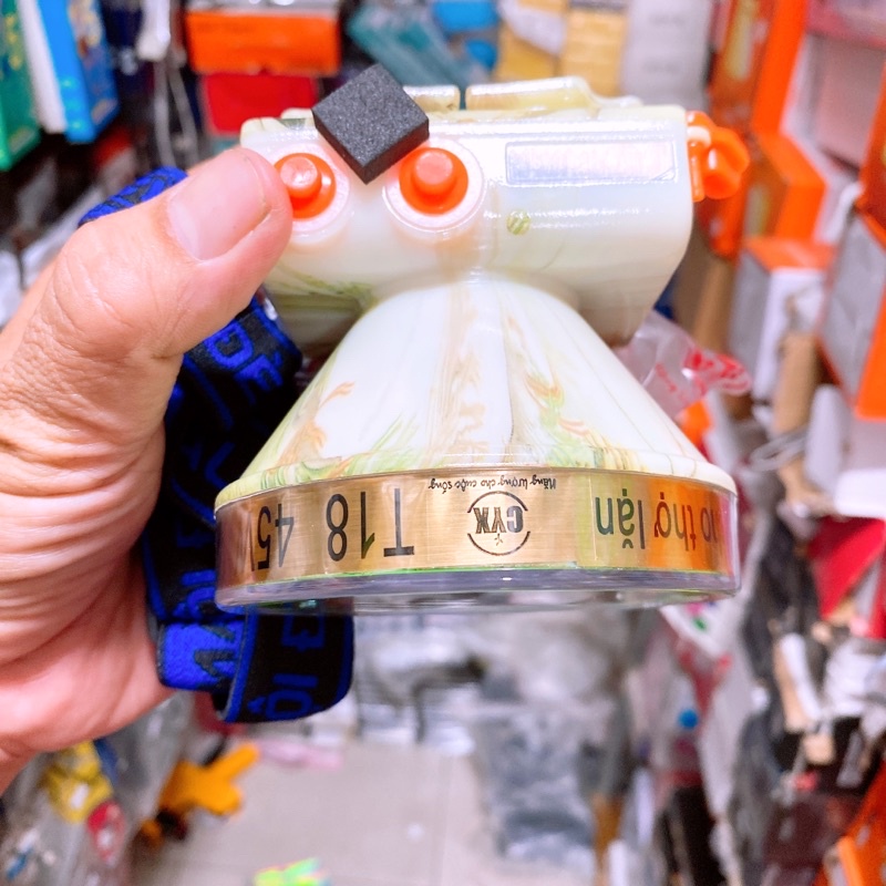 ĐÈN PIN ĐỘI ĐẦU LED SIÊU SÁNG CHIẾU XA T18– T16 LẶN NƯỚC SÂU