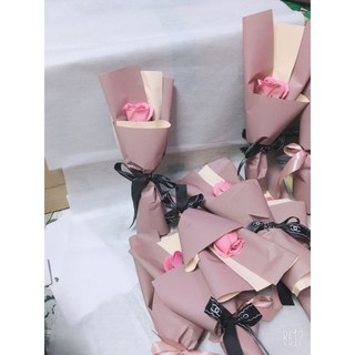Bó hoa hồng sáp 3lớp 10/1b