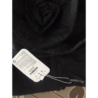 váy OLV size m new tag