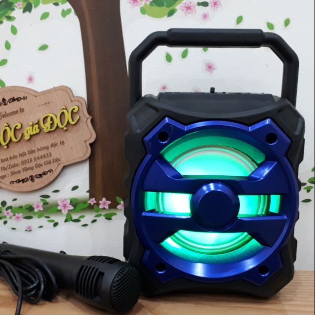 Loa karaoke mini KTS-996B tặng kèm mic có dây