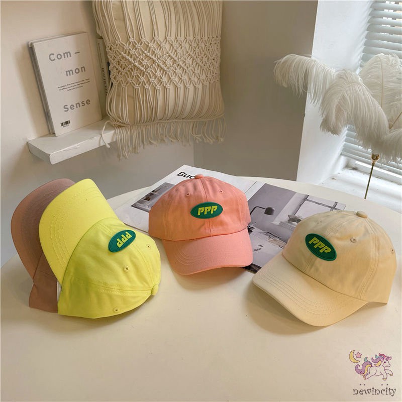 Mũ lưỡi trai in họa tiết chữ phong cách Hàn Quốc dành cho bé