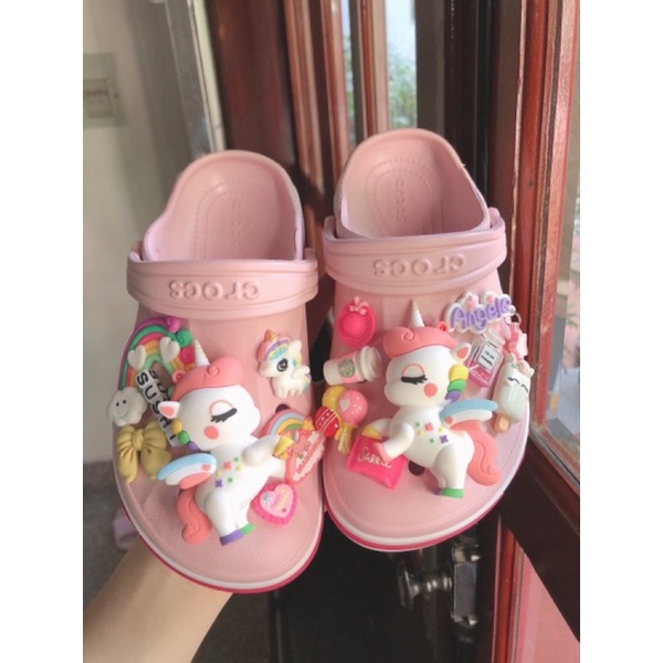 sicker cross họa tiết 3d lâu đài comho bé SHINCR666LA