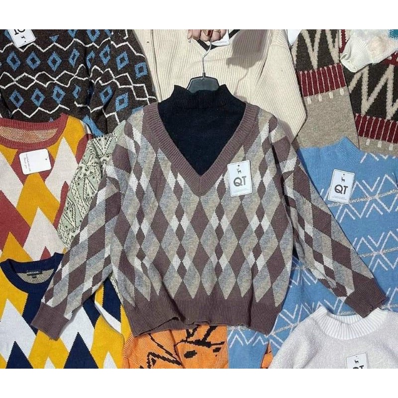 Áo len full hoạ tiết