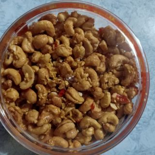 Hạt điều cháy tỏi ớt