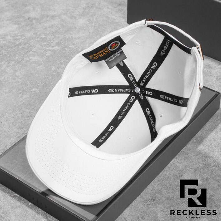 Mũ lưỡi trai chính hãng RECKLESS CAPMAN phom dáng thể thao ôm đầu màu Trắng Đen CM01 - CM02