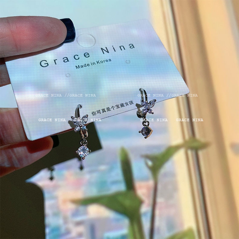 1 Khuyên Tai Bạc Đính Đá Zircon Hình Bướm Dễ Thương Cho Nữ
