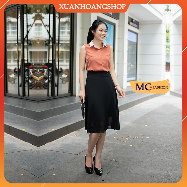 Chân Váy Công Sở Nữ, Kiểu Dáng Xòe, Lưng Cạp Cao, Dài Qua Gối, Co Giãn Nhẹ, Màu Đen. Mc Fashion Cv0469