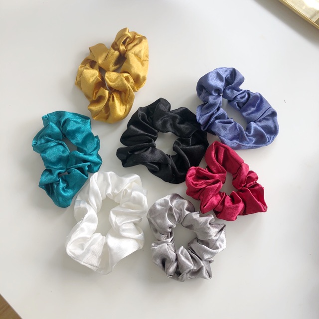 Scrunchies buộc tóc vải bóng