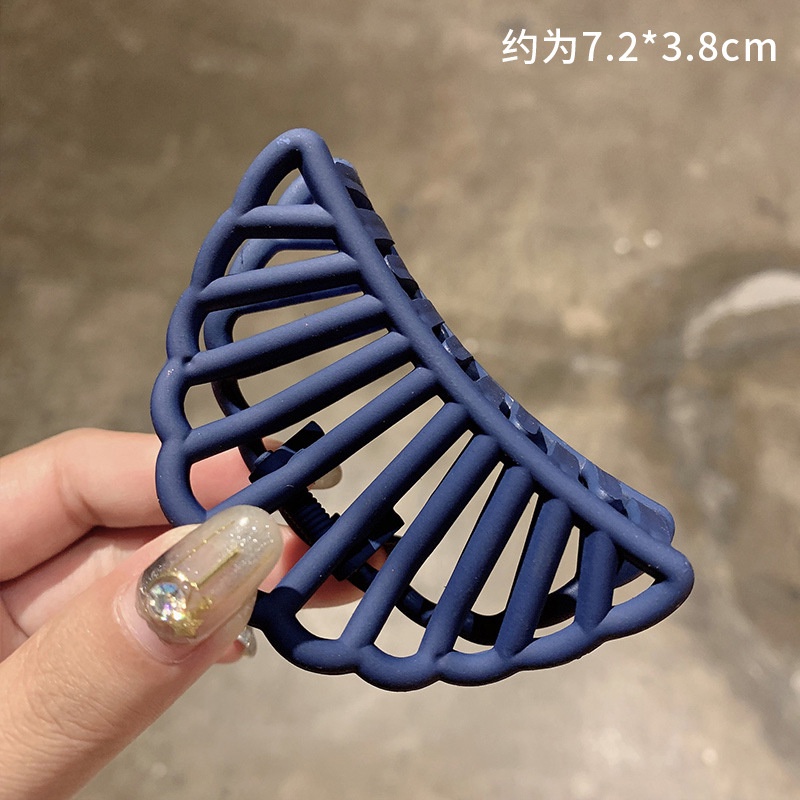 Kẹp Tóc Hình Cá Mập Lớn Thanh Lịch Cho Nữ