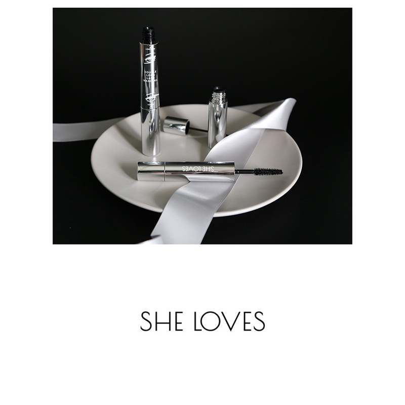 Mascara thiết kế hai đầu chống thấm nước và mồ hôi nhanh khô không dễ lem
 | BigBuy360 - bigbuy360.vn