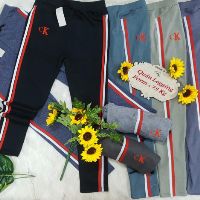 Quần leggings