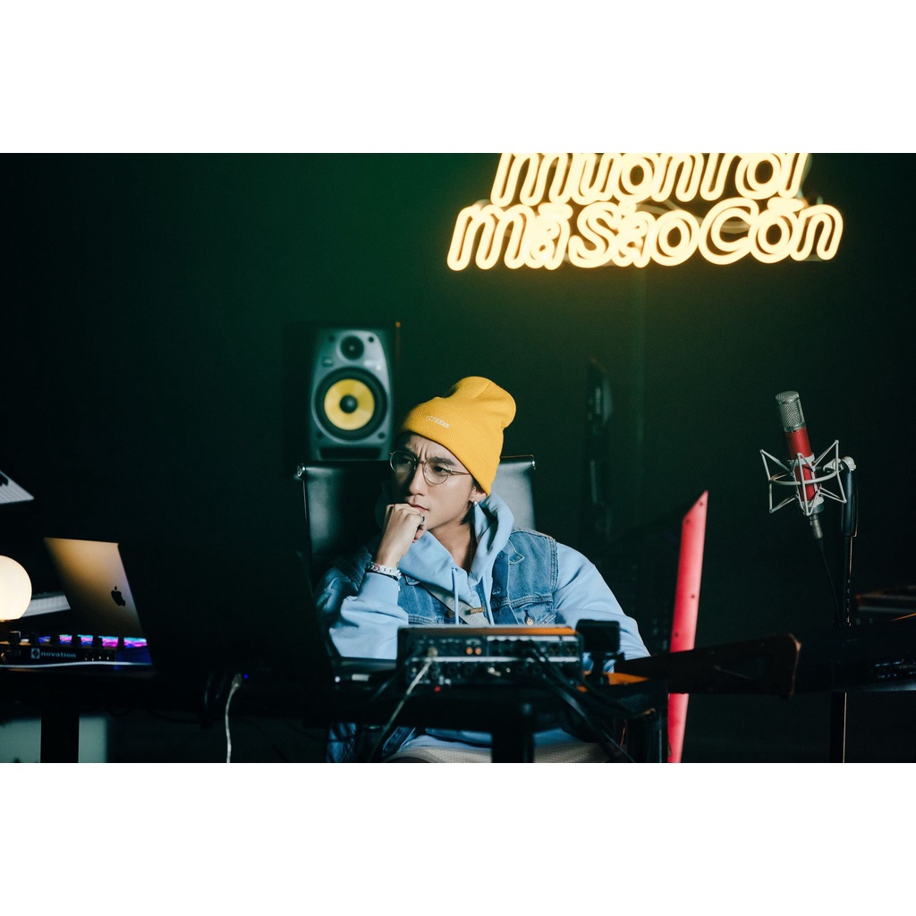 Áo hoodie Vetements Unicorn xanh